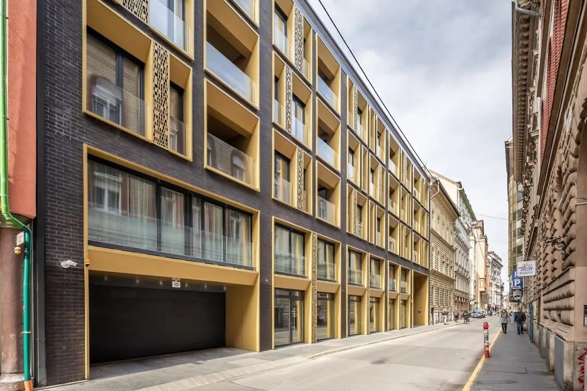 Apartment Modern Apt In Authentic Central Area Budapest Hungary