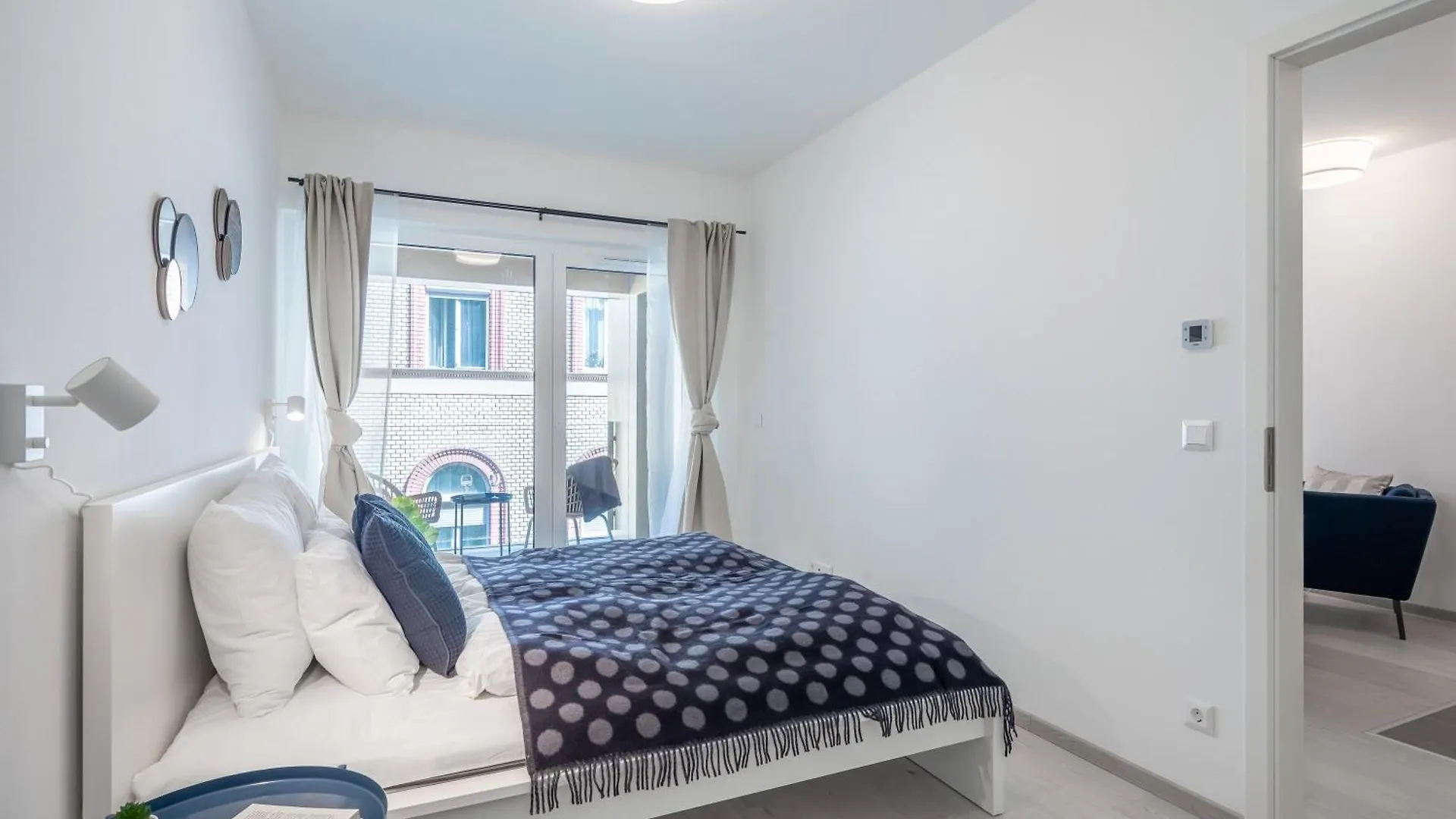 Modern Apt In Authentic Central Areas kontakt